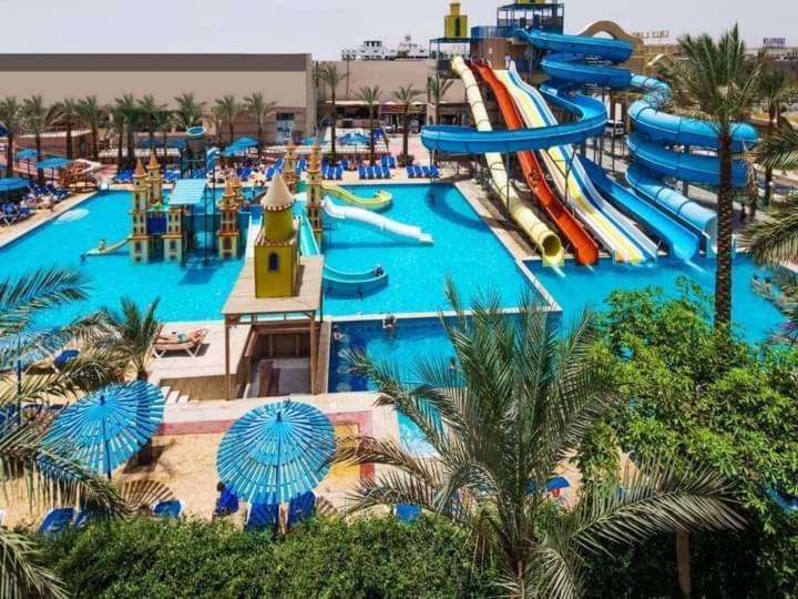 Mirage Bay Resort & Aqua Park Apartment 후르가다 외부 사진